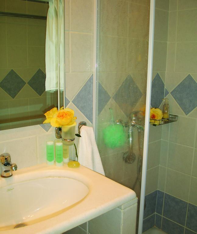 Hotel Florakis Livanátai Quarto foto