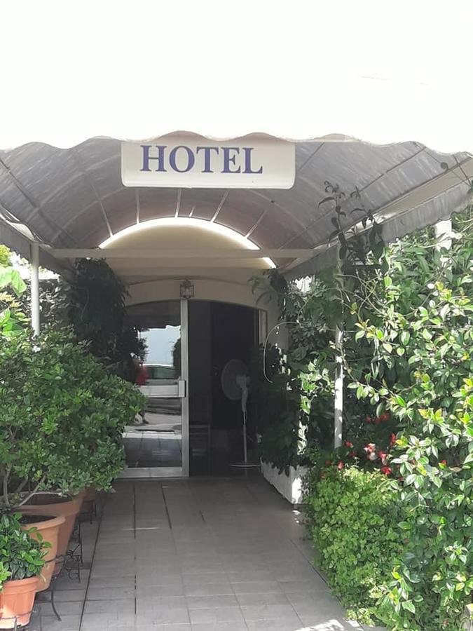 Hotel Florakis Livanátai Exterior foto